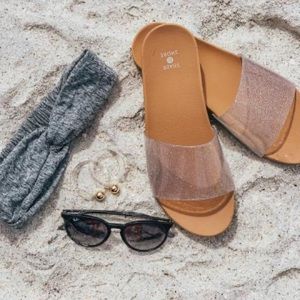 Shade &Shore Women’s Clear Glitter Slide Sandals